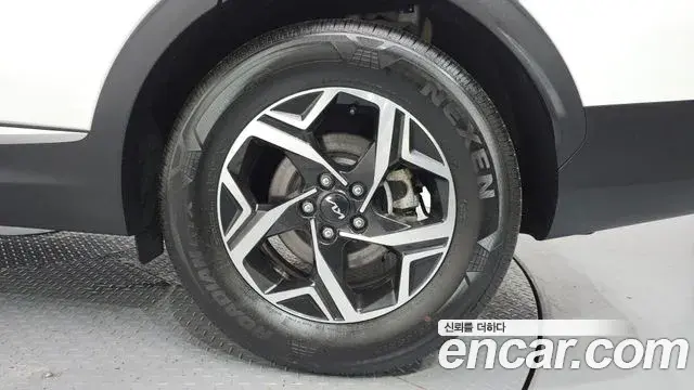 Kia Sportage 2022 — Photo 14/30
