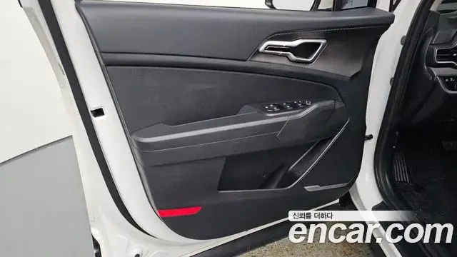Kia Sportage 2022 — Photo 17/30