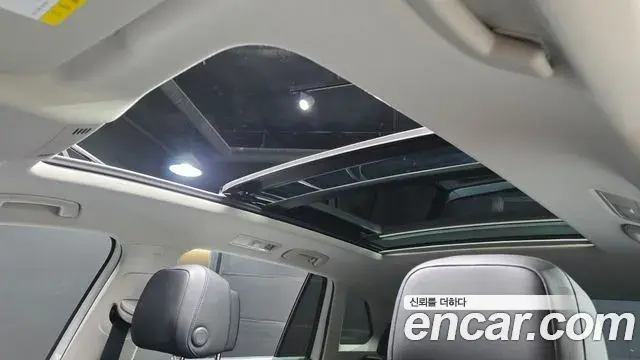 Volkswagen Tiguan 2019 — ფოტო 11/38