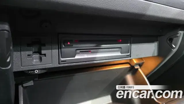Volkswagen Tiguan 2019 — ფოტო 19/38