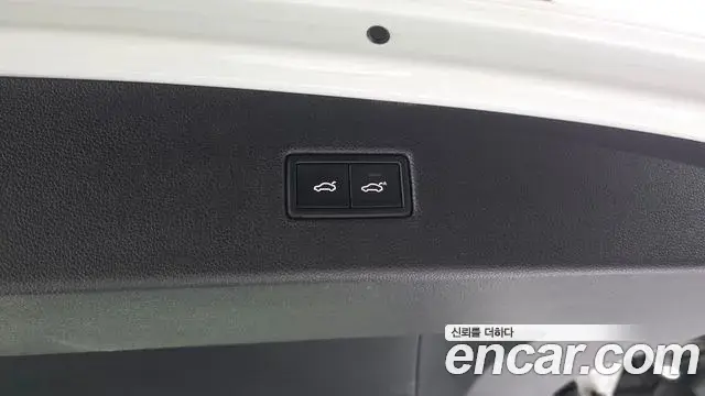Volkswagen Tiguan 2018 — ფოტო 3/36