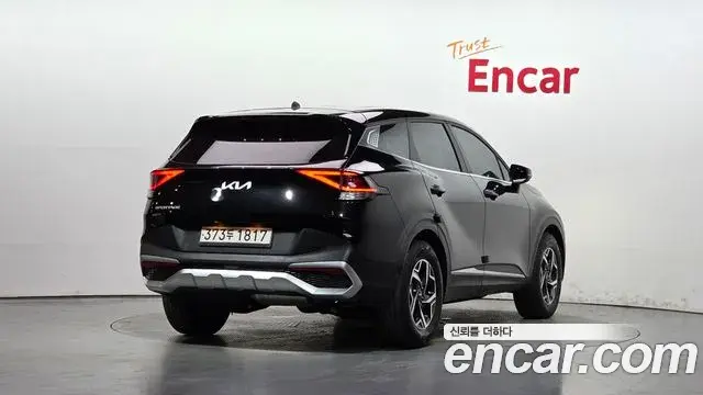 Kia Sportage 2021 — Photo 8/31