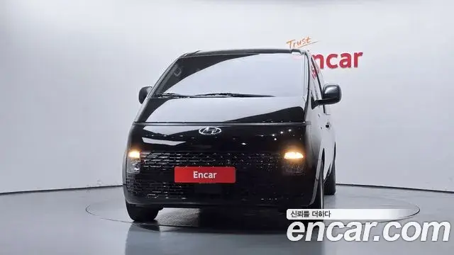 Hyundai Staria 2022 — Photo 25/31