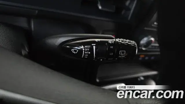 Hyundai Staria 2022 — Photo 28/31