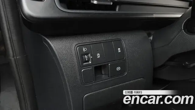 Hyundai Staria 2022 — Photo 22/31