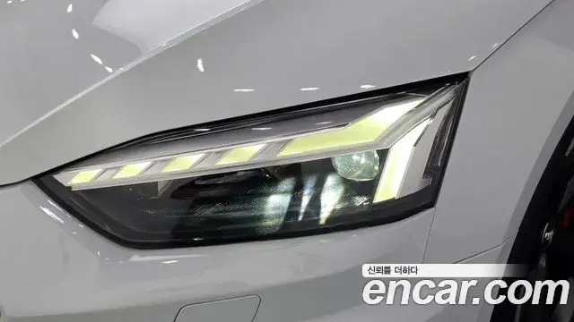 Audi A5 2020 — Photo 8/37