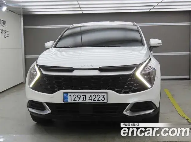 Kia Sportage 2022 — Фото 2/20