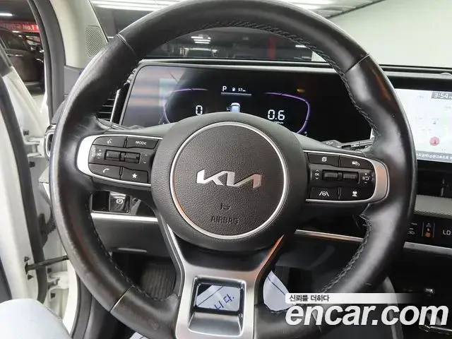 Kia Sportage 2022 — Фото 8/20