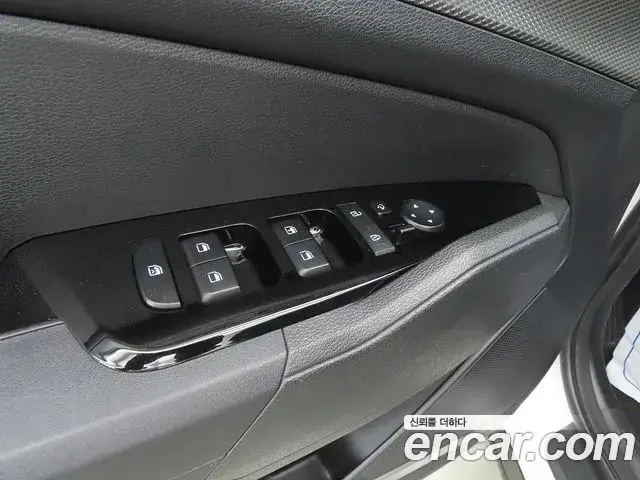 Kia Sportage 2022 — Фото 15/20