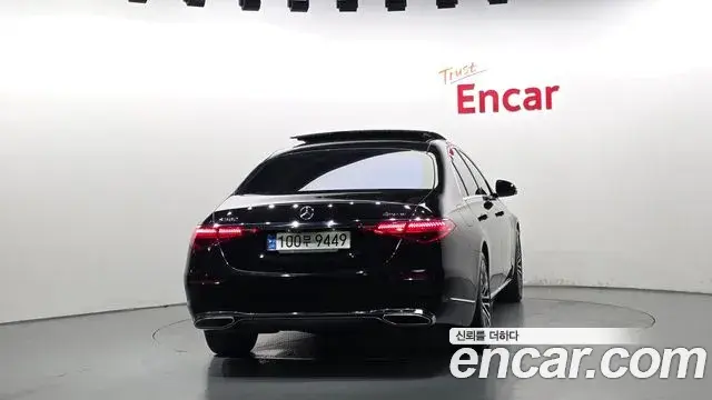 Mercedes-Benz S-Class 2021 — Photo 7/35