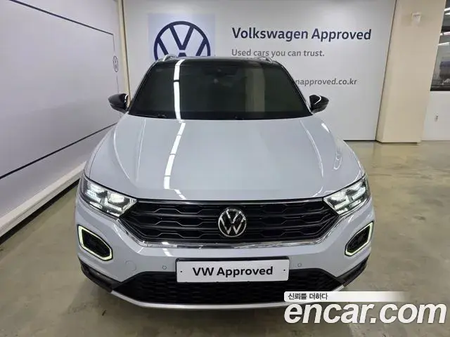 Volkswagen T-Roc 2021 — Photo 19/20