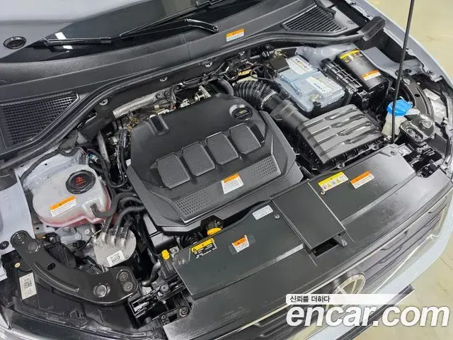 Volkswagen T-Roc 2021 — Photo 3/20