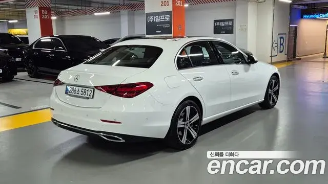 Mercedes-Benz C-Class 2026 — Фото 2/20
