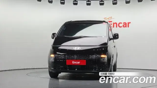 Hyundai Staria 2024 — Photo 29/30