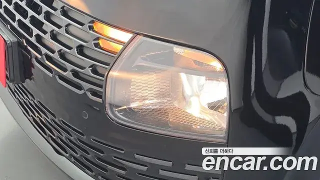 Hyundai Staria 2024 — Photo 8/30