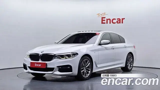BMW 5 Series 2018 — Фото 1/20