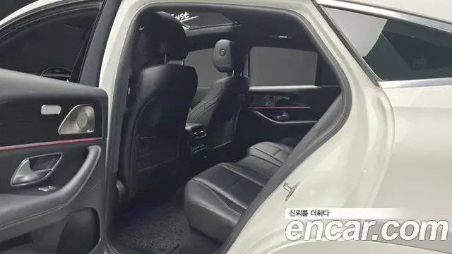 Mercedes-Benz GLE-Class 2023 — Фото 11/20