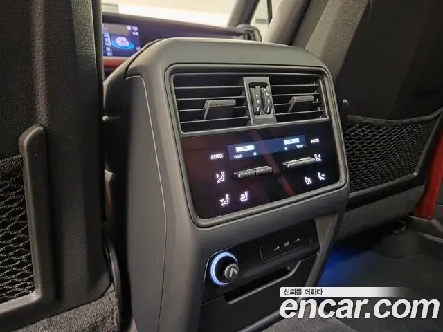 Porsche Cayenne 2023 — Фото 18/20