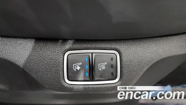 Hyundai Staria 2022 — Фото 19/20