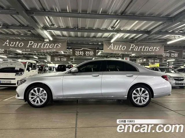 Mercedes-Benz E-Class 2018 — Фото 2/20