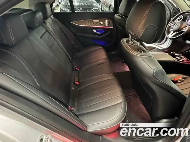 Mercedes-Benz E-Class 2018 — Фото 14/20