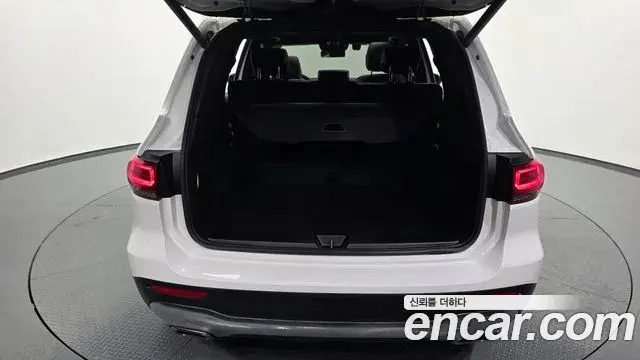 Mercedes-Benz GLB-Class 2022 — Фото 20/20