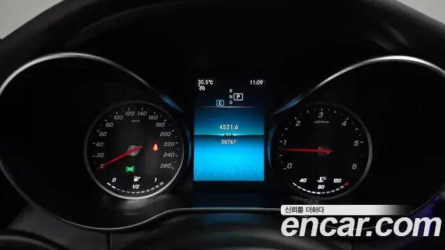 Mercedes-Benz C-Class 2020 — Фото 8/20