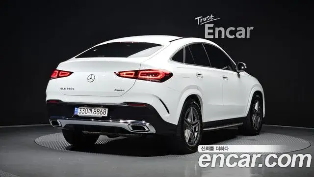 Mercedes-Benz GLE-Class 2022 — Фото 2/20