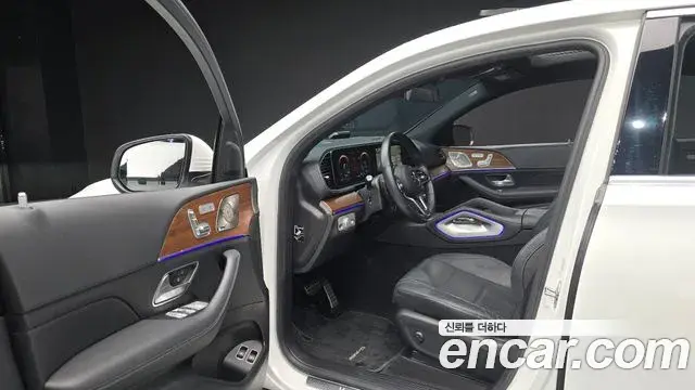 Mercedes-Benz GLE-Class 2022 — Фото 10/20