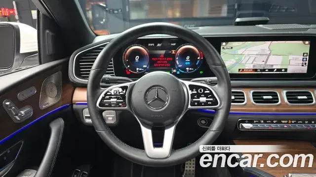 Mercedes-Benz GLE-Class 2022 — Фото 13/20