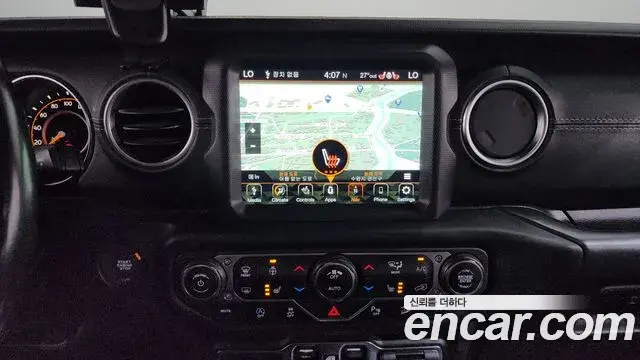 Jeep Wrangler 2019 — Фото 12/20