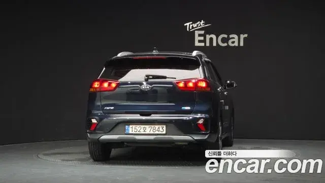 Kia Niro 2020 — Photo 8/19