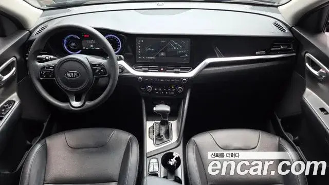 Kia Niro 2020 — Photo 1/19