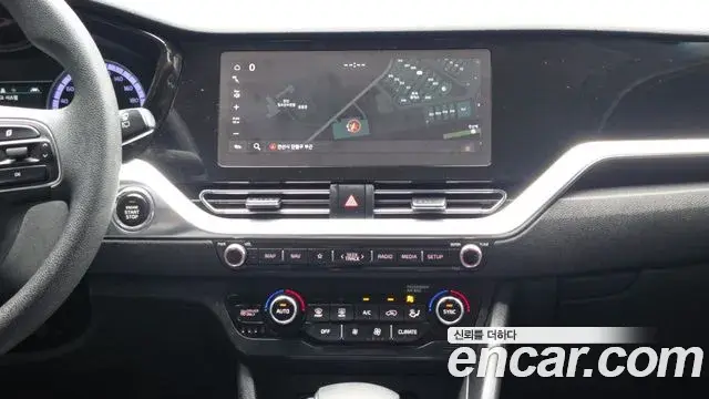 Kia Niro 2020 — Photo 4/19
