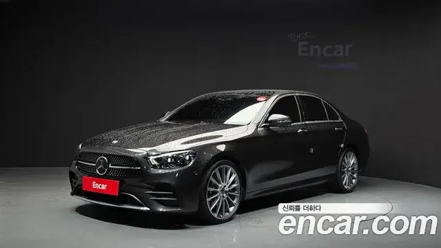 Mercedes-Benz E-Class 2021 — Фото 1/20