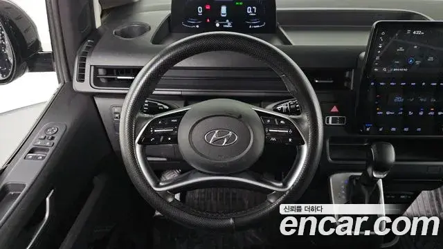 Hyundai Staria 2021 — Фото 13/20
