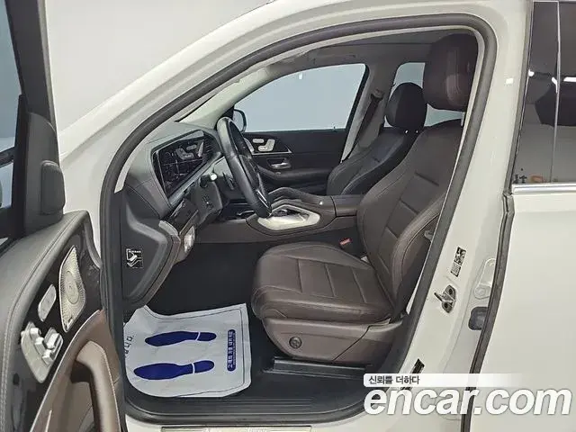 Mercedes-Benz GLE-Class 2023 — Фото 10/18
