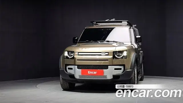 Land Rover Defender 2020 — Фото 3/20