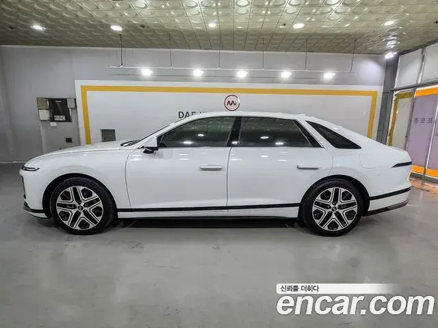 Hyundai Grandeur 2025 — Фото 2/20