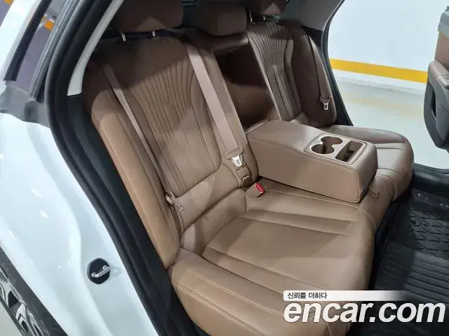 Hyundai Grandeur 2025 — Фото 8/20