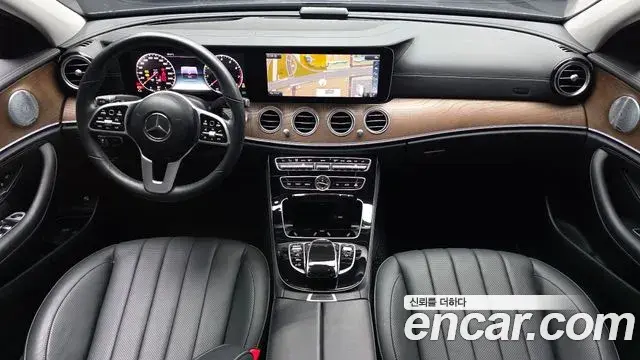 Mercedes-Benz E-Class 2018 — Фото 6/20