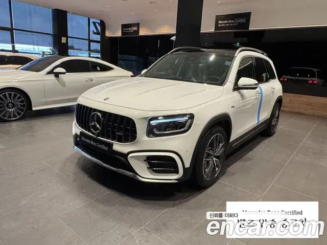 Mercedes-Benz GLB-Class 2025 — Фото 9/20