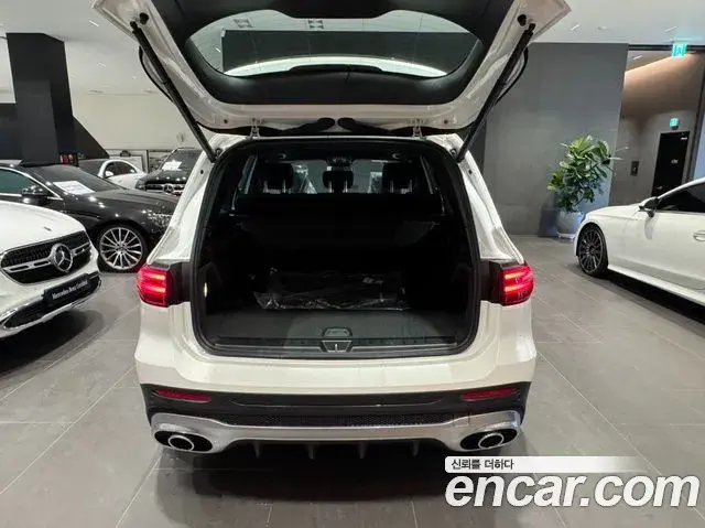 Mercedes-Benz GLB-Class 2025 — Фото 16/20