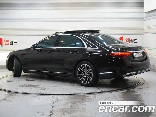 Mercedes-Benz S-Class 2023 — Фото 3/20
