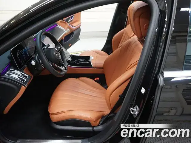 Mercedes-Benz S-Class 2023 — Фото 13/20