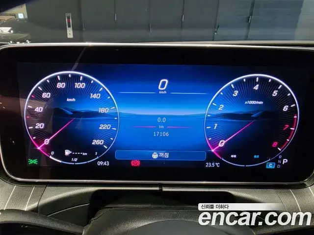 Mercedes-Benz C-Class 2025 — Photo 6/20