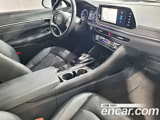 Hyundai Sonata 2021 — Фото 13/20