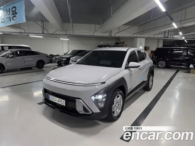 Hyundai Kona 2024 — Фото 1/18