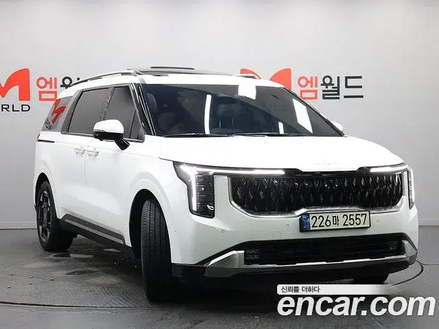 Kia Carnival 2024 — Photo 16/20