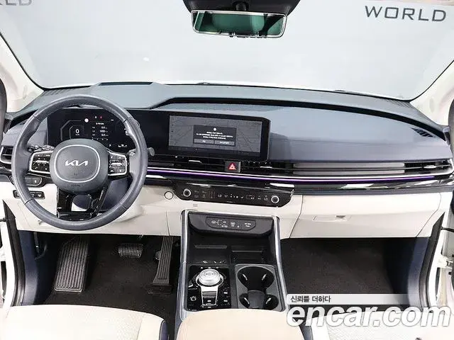 Kia Carnival 2024 — Photo 14/20